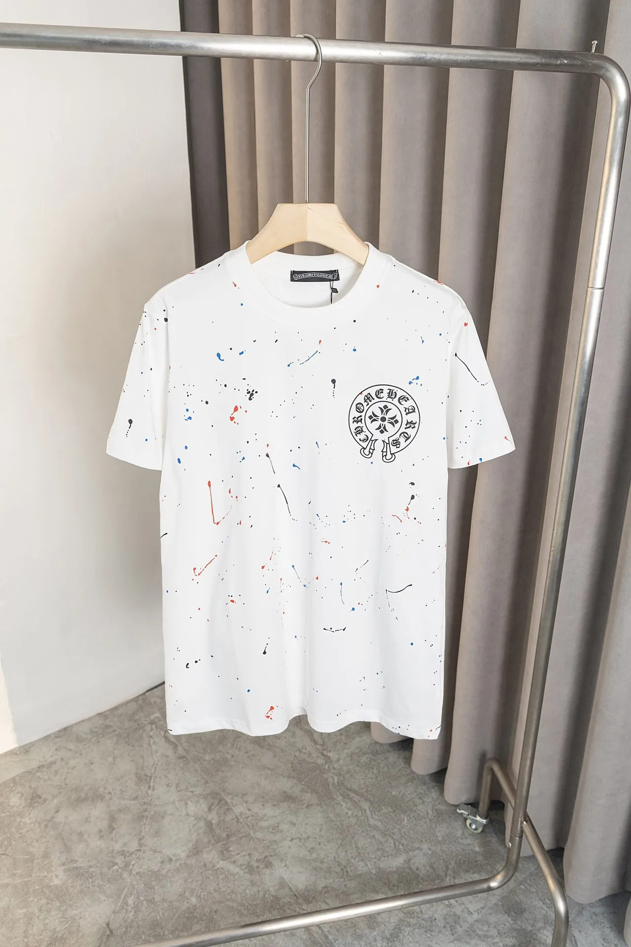 🅿️140 T2109 Chrome Hearts 24ss new T-sleeve! Made of 260g double yarn pure cotton fabric, color ink splash digital direct printing technology, fashionable and versatile, same style for men and women. Color: black, white, size: M～3XL